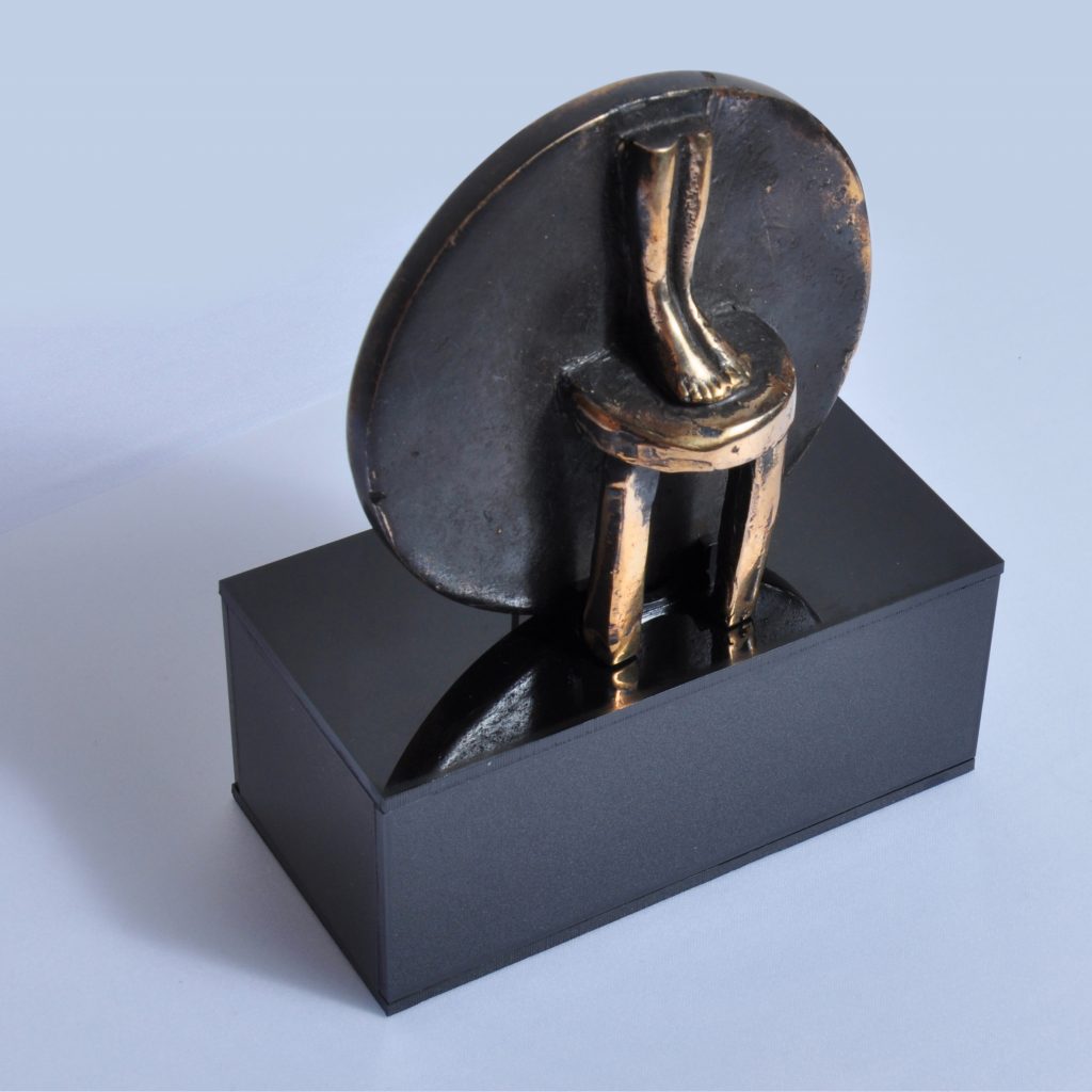 Nafiseh and Bahareh: Nafiseh and Bahareh, Forgive that Late Innocent Child, 2014, metal copper cast bronze. Courtesy of the artists.
