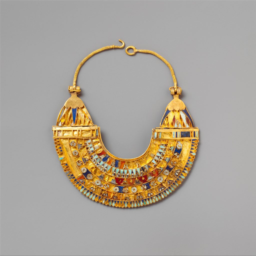 ancient egypt jewelry: Miniature broad collar in gold, carnelian, turquoise, and lapis lazuli ca. 332 BCE to 246 BCE, Metropolitan Museum of Art, New York, NY, USA.
