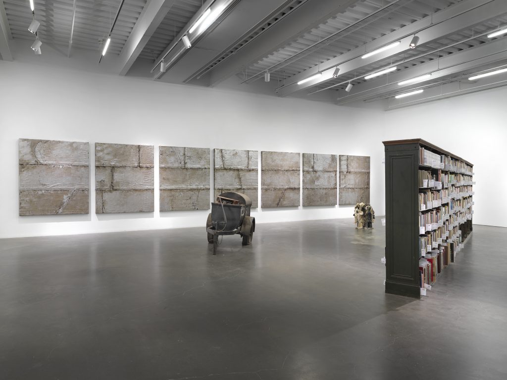 Theaster Gates: “Theaster Gates: Young Lords and Their Traces,” 2022. Exhibition view: New Museum, New York. Photo: Dario Lasagni. Courtesy New Museum