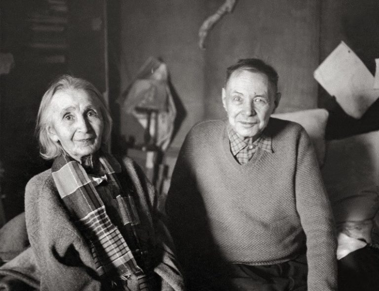 goncharova larionov: Natalya Goncharova and Mikhail Larionov, 1956. Arzamas. Detail.
