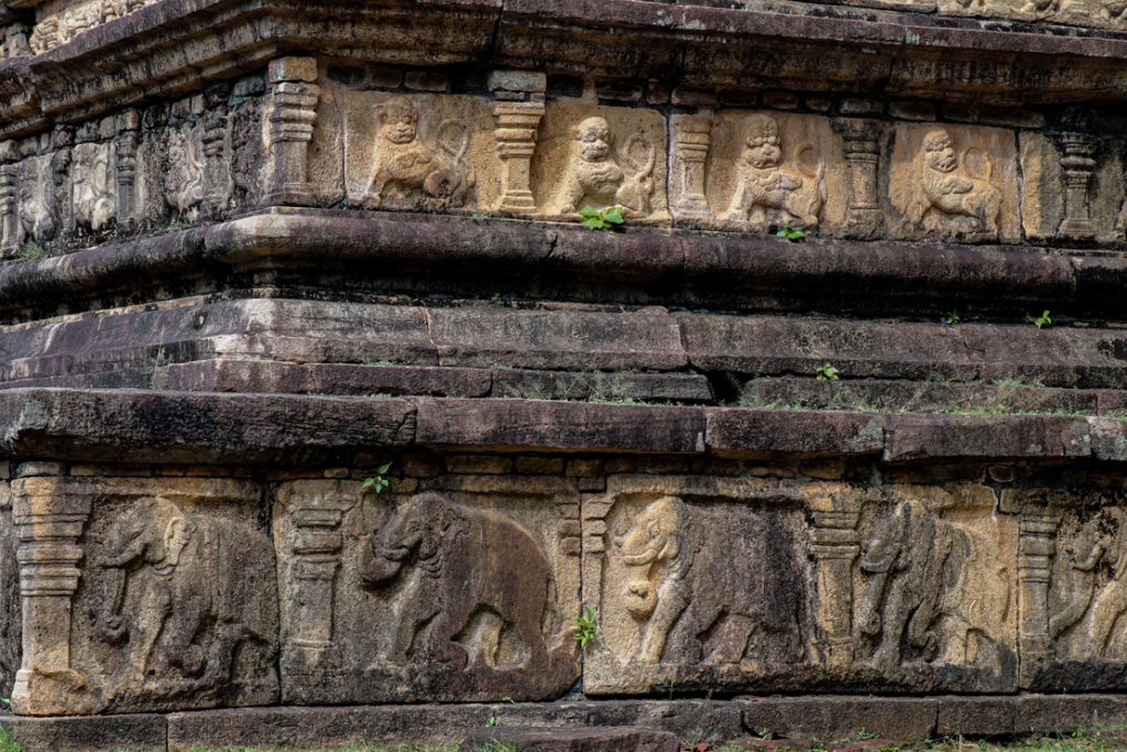 Polonnaruwa: Animal motif reliefs at the Council Chamber of Parakramabahu I, Polonnaruwa, Sri Lanka. Photo by the author.
