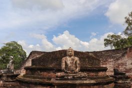 Seated Buddhas at Vatadage, Polonnaruwa, Sri Lanka.