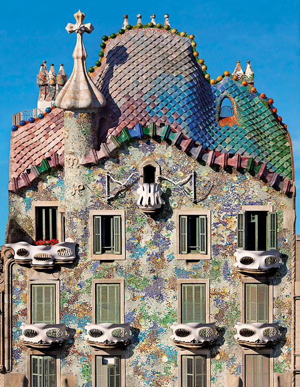 Casa Batlló: The façade. Casa Batlló website.
