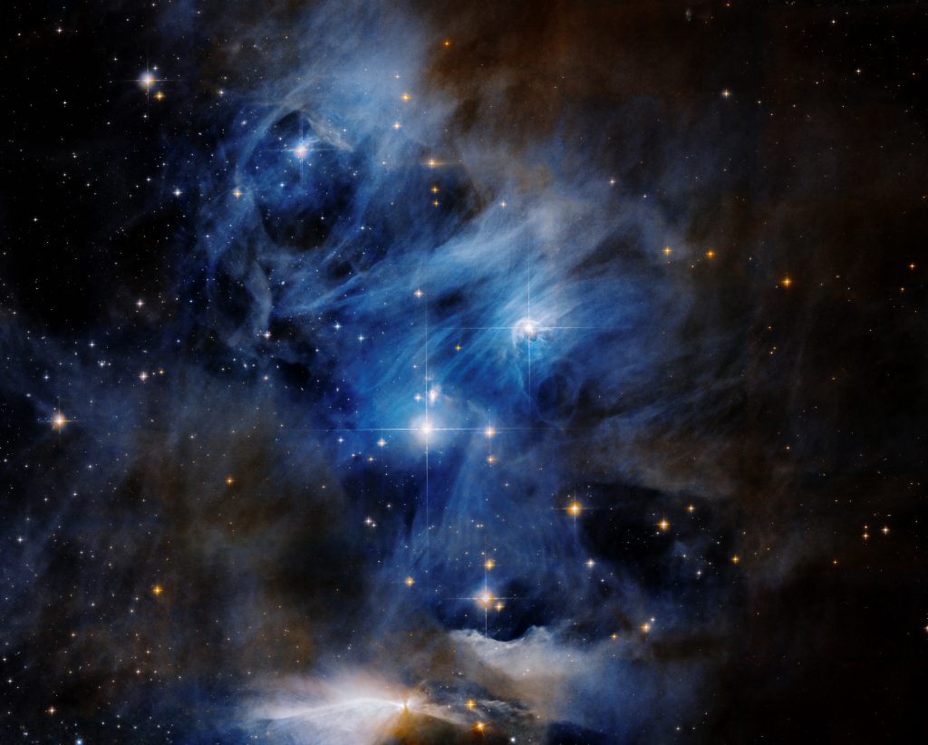 Čiurlionis space: Chamaeleon Cloud I (from the Star-Forming of the Chamaeleon Cloud Complex), 2022, Photographed by Hubble Telescope. Credit: NASA, ESA, K. Luhman and T. Esplin (Pennsylvania State University), et al., and ESO; Processing: Gladys Kober (NASA/Catholic University of America). Source: NASA’s website.
