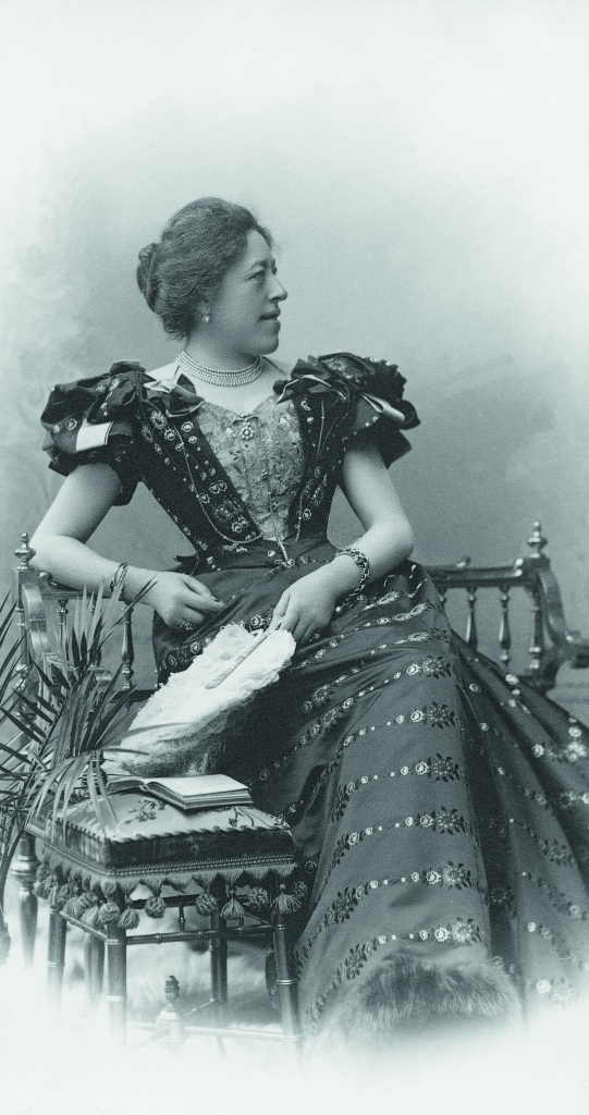 Olga Wisinger-Florian: Albert Mayer,  photograph of Olga Wisinger-Florian, ca. 1897. Wikimedia Commons (public
domain).
