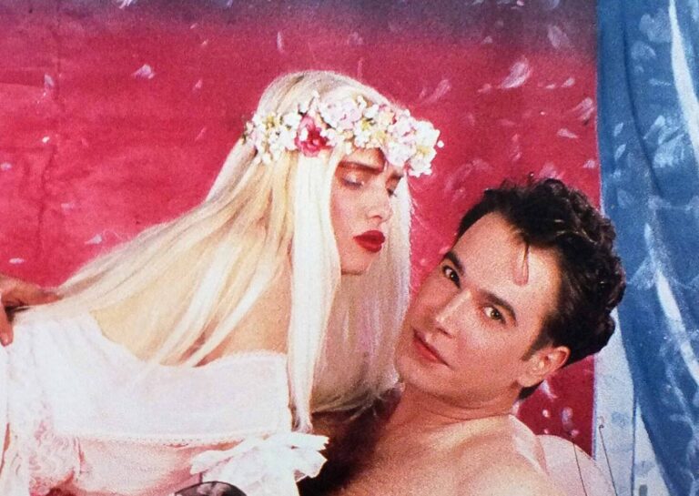 jeff koons made in heaven: Jeff Koons & Cicciolina, Ilona on Top – Rosa Background from Made in Heaven, 1990. Silvia Neri. Detail.
