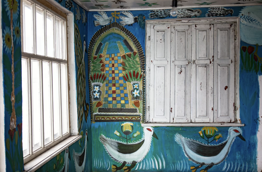 polina raiko: The inside of Polina Raiko’s house museum in Oleshky, Ukraine. Photo via Ukrainska Pravda.
