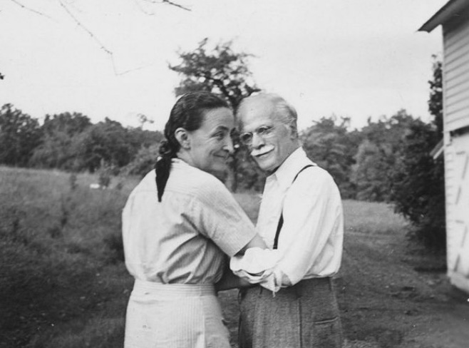 Georgia O'Keeffe and Alfred Stieglitz: Josephine Marks, Georgia O’Keeffe and Alfred Stieglitz at Lake George, Georgia O’Keeffe Museum, Santa Fe, NM, USA. Detail.
