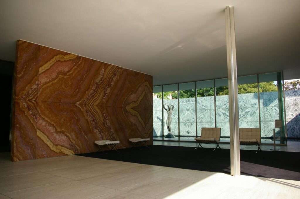 bauhaus buildings: Ludwig Mies van der Rohe, Lilly Reich, Barcelona Pavilion, 1928–1929, Barcelona, Spain. 1929. Photograph by MartinD via Wikimedia Commons (CC BY-SA 3.0).
