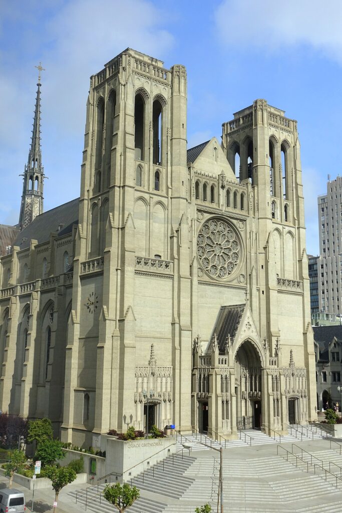 Italian Craftsmanship: Lewis P. Hobart, Grace Cathedral, 1927–1964, San Francisco, CA, USA. Photograph by Daderot via Wikimedia Commons.
