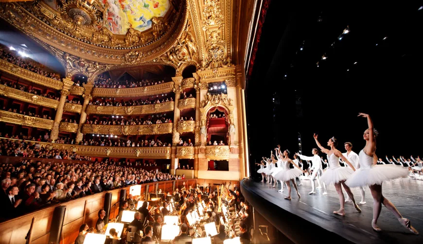 Opera Garnier: Gala, Défilé du Ballet, Opéra Garnier, Paris, France. Photograph by Agathe Poupeney/OnP. Opéra national de Paris.
