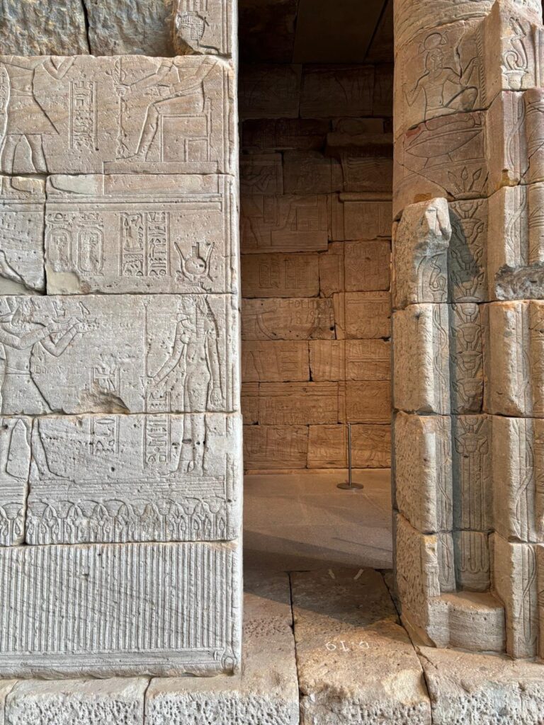 Temple of Dendur: Carvings of Emperor Augustus making offerings to Egyptian gods, Temple of Dendur, Metropolitan Museum of Art, New York City, NY, USA. Photograph by the author.
