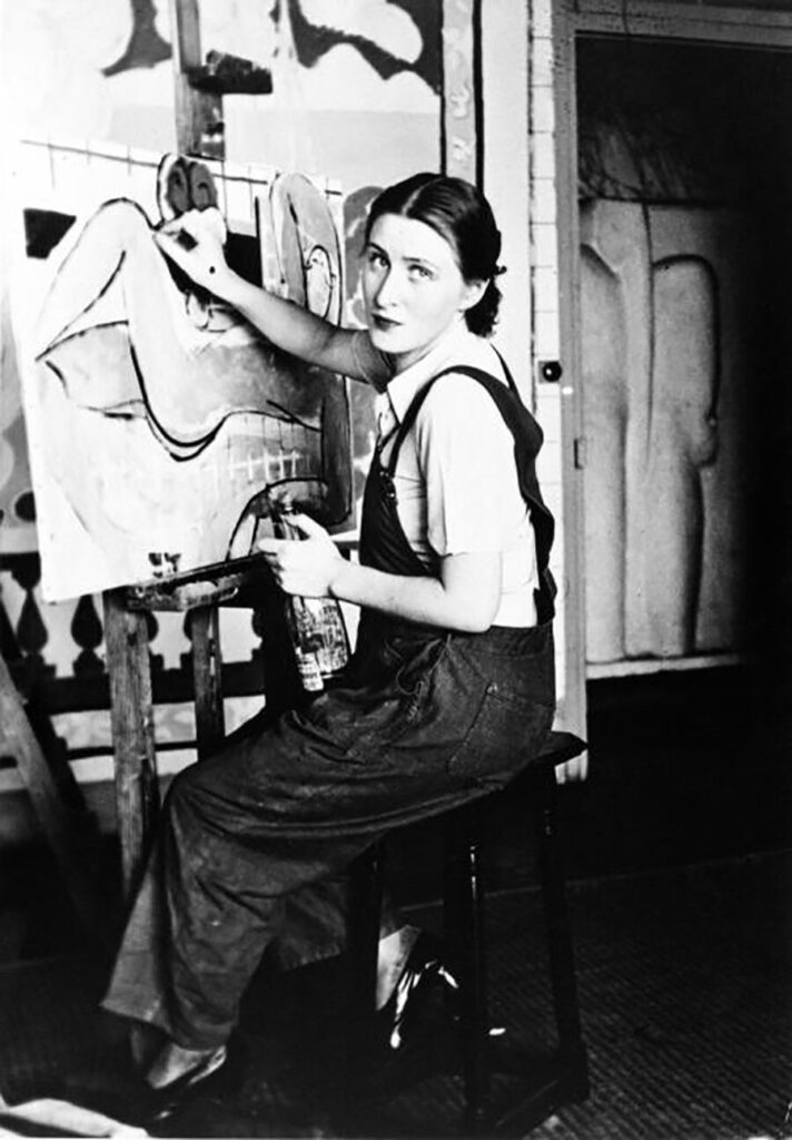 Matisse at War: Lydia Delectorskaya in her studio, 1935. Le Point.

