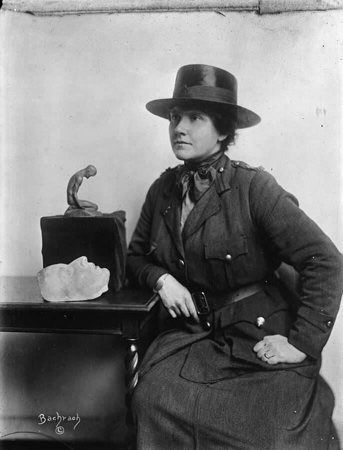 Anna Coleman Ladd: Anna Coleman Ladd, 1919, Library of Congress, Washington, DC, USA. Library’s website.
