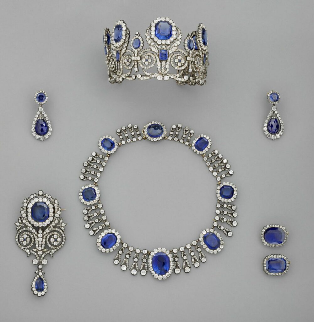 french crown jewels: Sapphire parure of Queen Marie-Amélie and Queen Hortense, ca. 1830–1840, Louvre, Paris, France. Photograph by GrandPalaisRmn (Louvre Museum)/ Stéphane Maréchalle. Town & Country Magazine.
