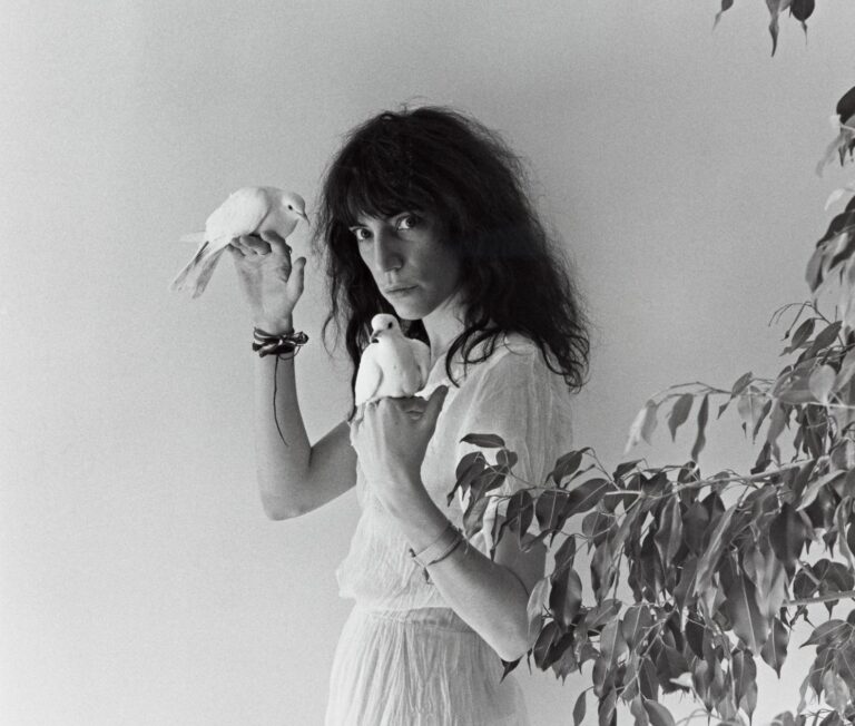 Robert Mapplethorpe: Robert Mapplethorpe, Patti Smith, 1979, Tate and National Galleries of Scotland, Edinburgh, Scotland, UK. Detail.
