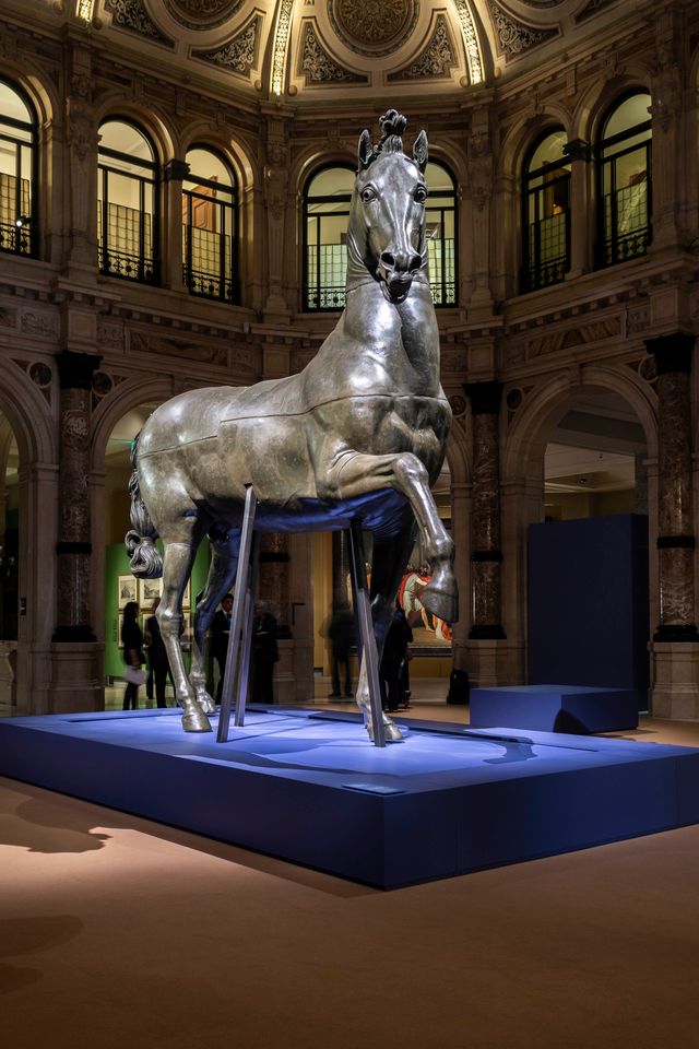 canova horse: Antonio Canova, Colossal Horse, 1819–1821, installation view of Eternal and Visionary. Rome and Milan as Capitals of Neoclassicism, 2025, Gallerie d’Italia, Milan, Italy. Photograph by Maria Parmigiani. Press materials.
