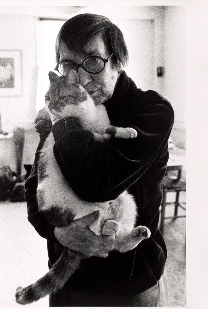 artists cats: Berenice Abbott holding a cat. Artsy.
