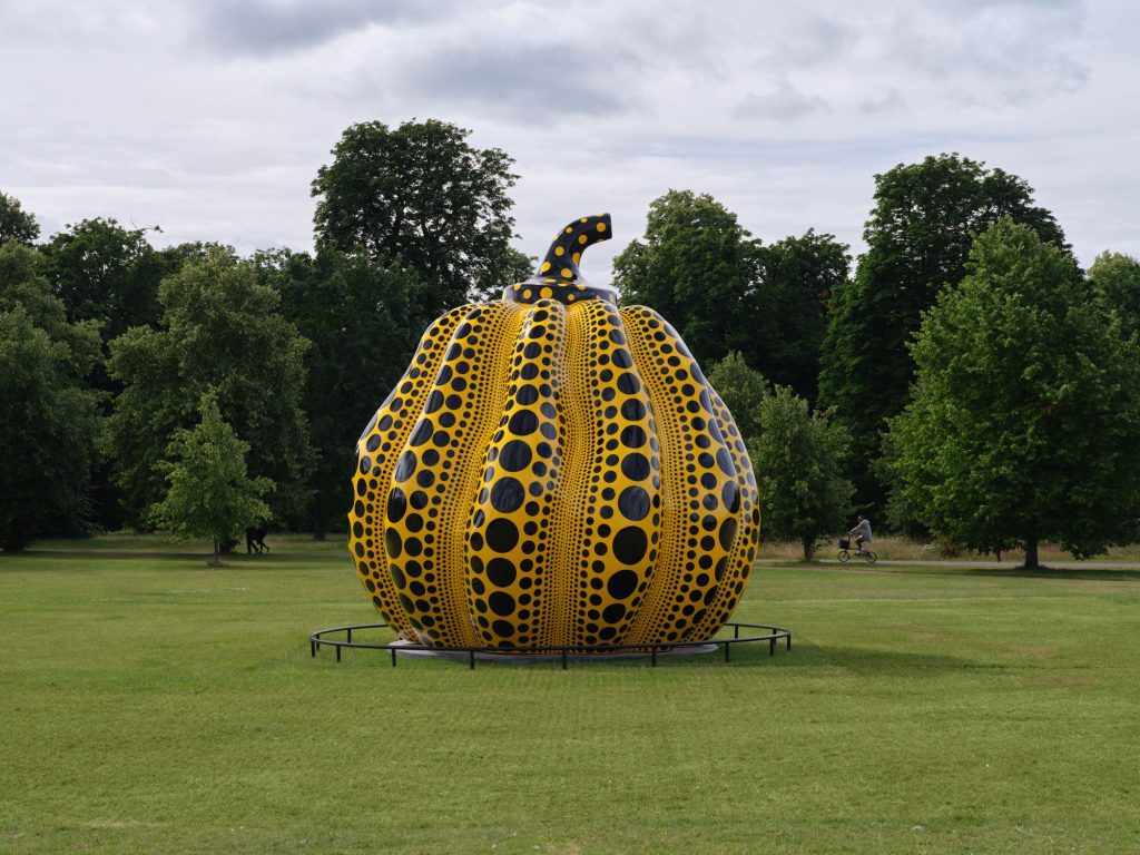 women sculptors quiz: Pumpkin, 2024. Serpentine Galleries.