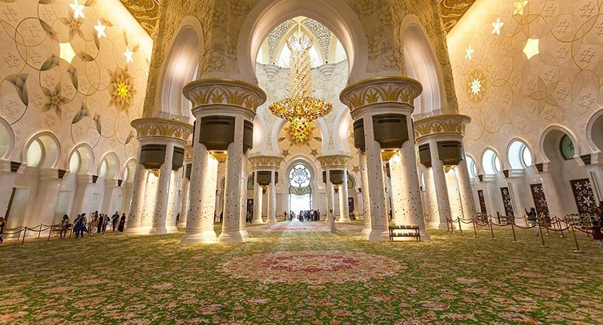 Persian Rug: Persian rug at Sheikh Zayed Grand Mosque in Abu Dhabi. Photograph via Nazmiyal Collection.
