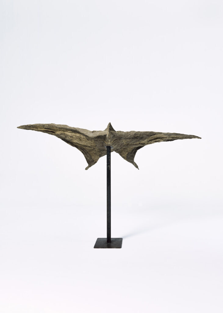 top charity art 2026: Magdalena Abakanowicz, Bird II, 2008. TOP CHARITY Art 2026 press materials.
