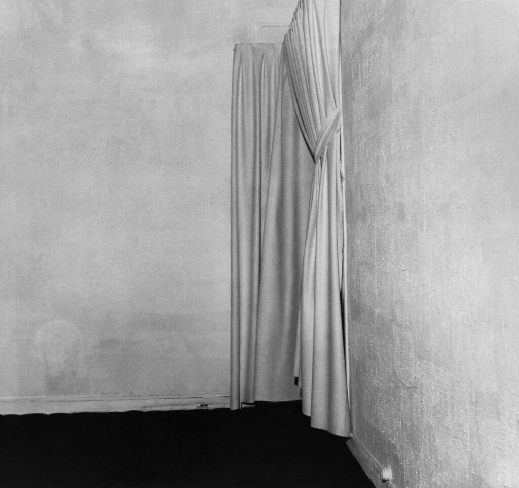 absence in art: Absence in Art: Yves Klein, La spécialisation de la sensibilité à l’état de matière première en sensibilité picturale stabilisée, better known as Le Vide, 1958, Galerie Iris Clert, Paris, France. © The Estate of Yves Klein c/o ADAGP, Paris. Socks.
