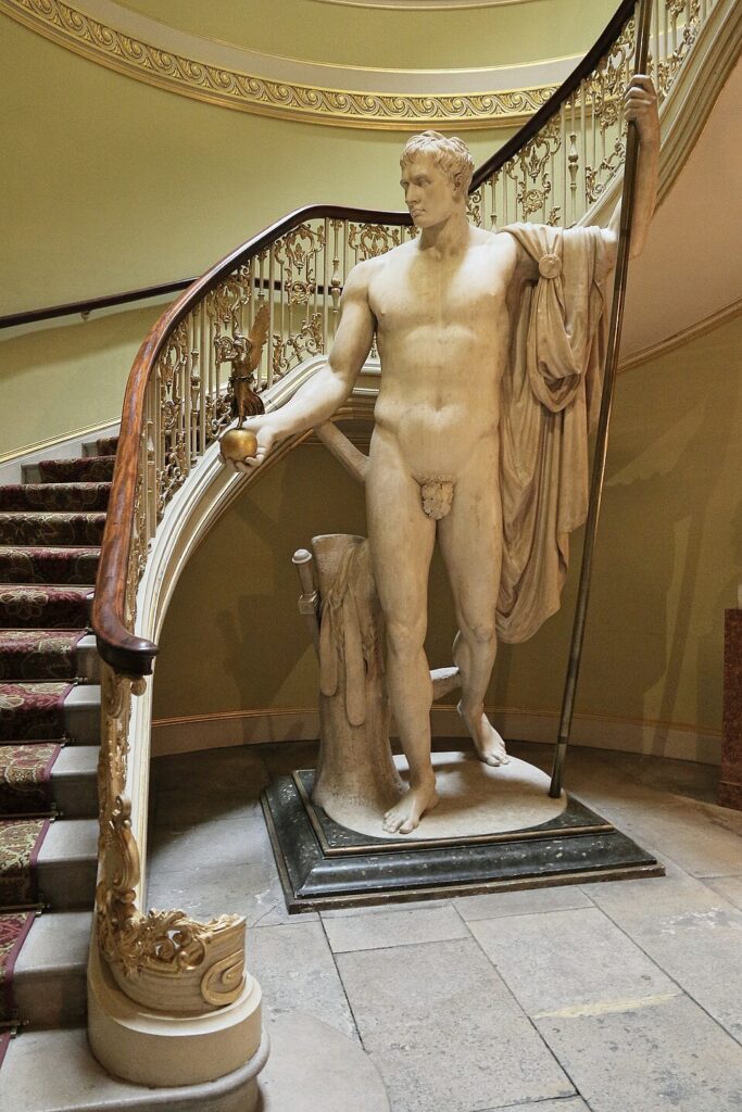 Canova and his World: Antonio Canova, Napoleon as Mars the Peace Maker, 1806, Apsley House, London, UK. Wikimedia Commons (CC BY-SA 3.0).
