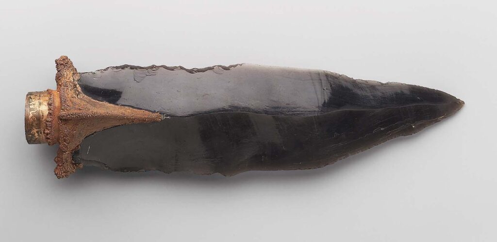 Obsidian rock: Obsidian core debitage, Mexico, ca. 1000–1500, Museum of Fine Art, Boston, MA, USA. Museum’s website.
